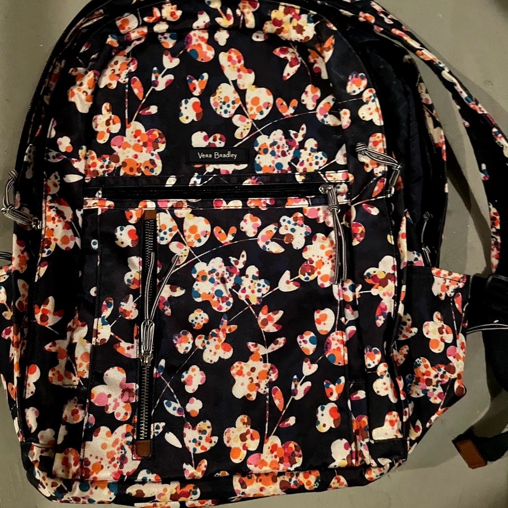 Vera Bradley back pack and matching lunch tote
